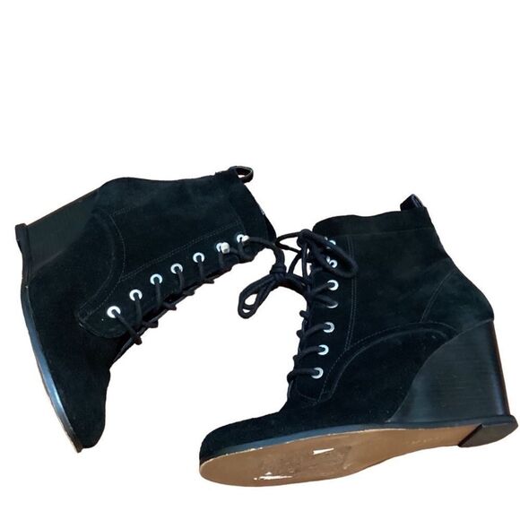 BCBGeneration Wiley Suede Lace Up Wedge Ankle Boot Bootie Black 7 - Picture 8 of 10